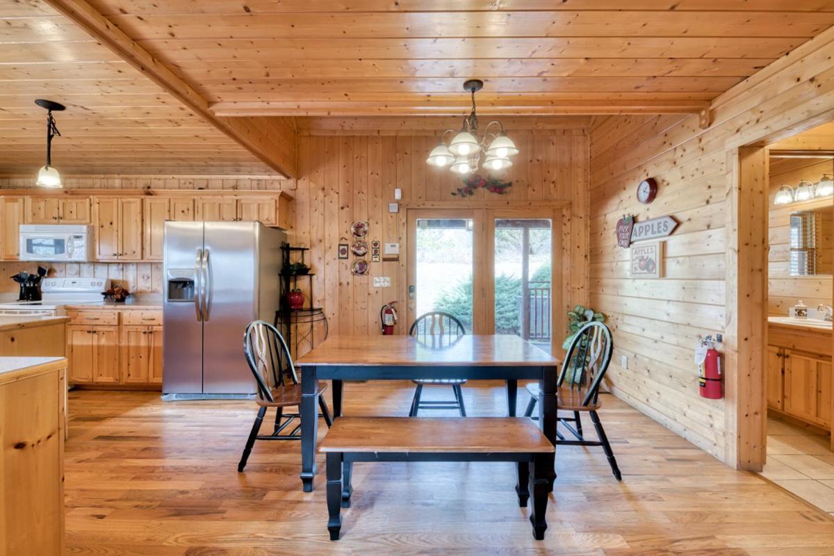 Вилла Country Living Севьервилл Экстерьер фото